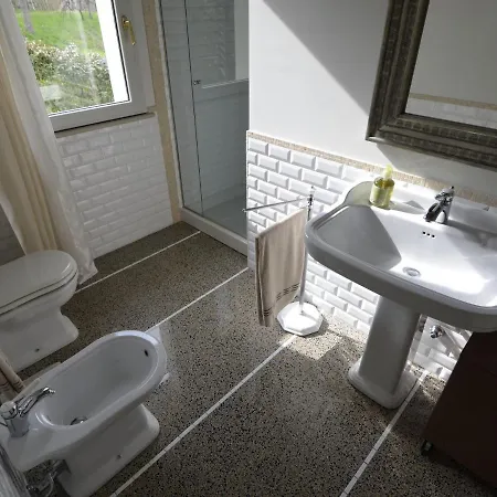 Spacious With Garden And Panoramic Views In The Green Hinterland Of Rimini