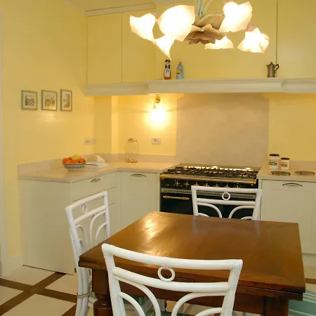 Spacious With Garden And Panoramic Views In The Green Hinterland Of Rimini
